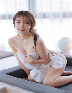 《男人和女人做人爱视频》